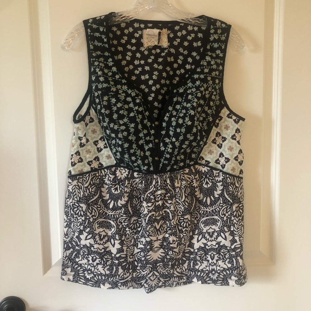 Anthropologie Patterned Tank ~ L